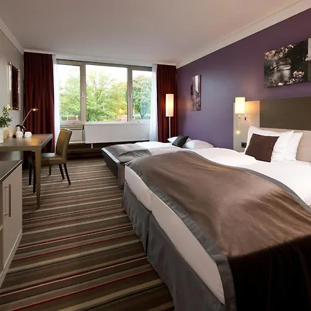 Hotel Leonardo