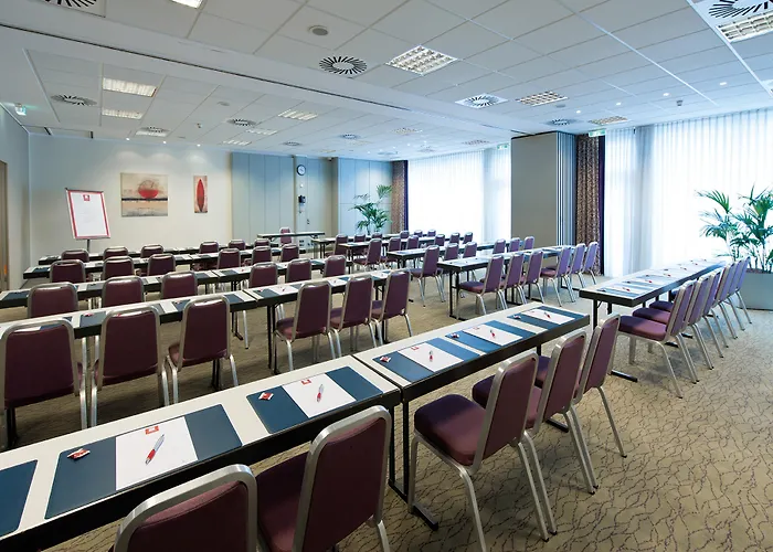 门兴格拉德巴赫莱昂纳多酒店