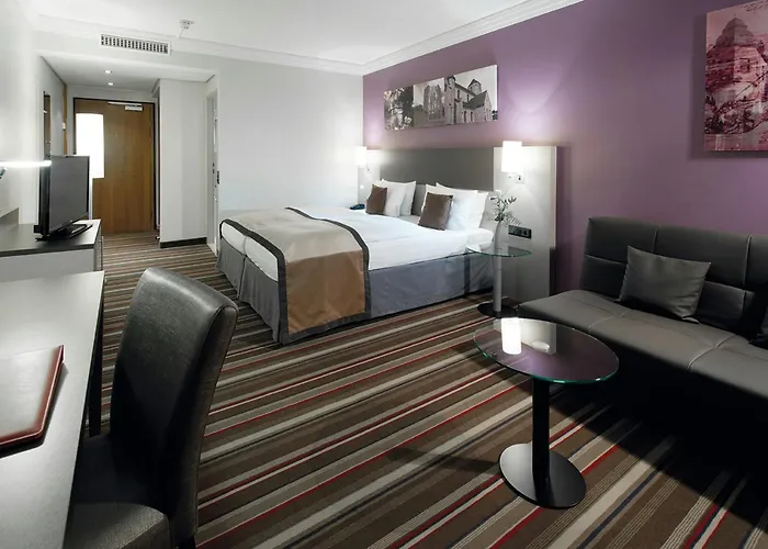 门兴格拉德巴赫莱昂纳多酒店 4*