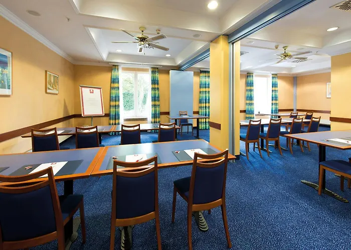 门兴格拉德巴赫莱昂纳多酒店 酒店 4*