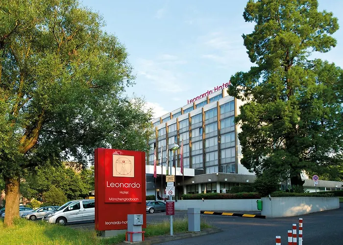 门兴格拉德巴赫莱昂纳多酒店 4*