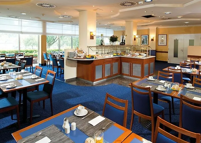 门兴格拉德巴赫莱昂纳多酒店 4* 门兴格拉德巴赫